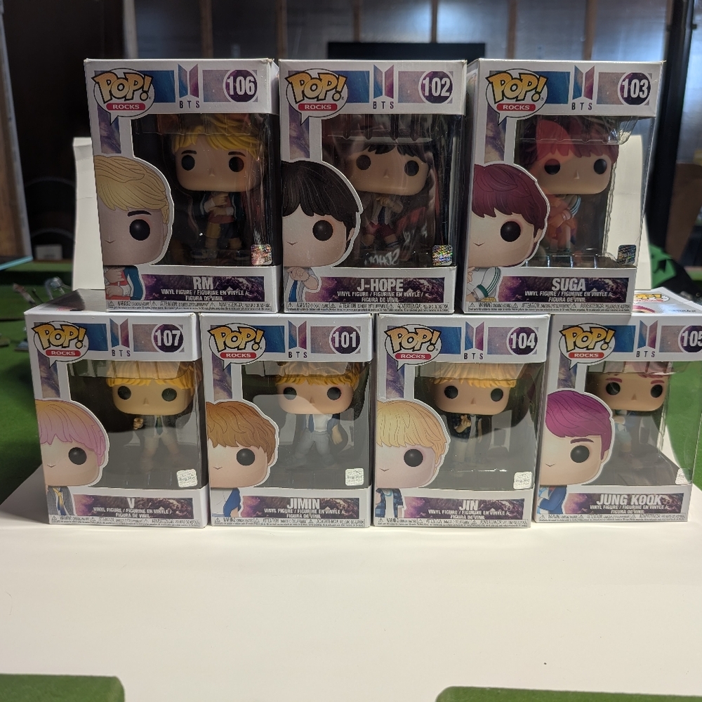 Funko Pop! Rocks BTS Vinyl Figures Collection
